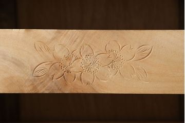中古　軽井沢彫り　衣装盆にまで施された細やかな彫刻が美しい洋服タンス(着物箪笥、和たんす、引き出し、チェスト)(R-054171)