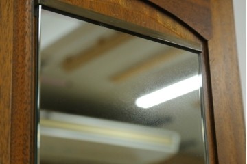 中古　美品　DREXEL HERITAGE(ドレクセルヘリテイジ)　Triune(トライユン)シリーズ　マホガニー材の木肌が美しいワードローブ　(R-054172)