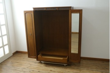 中古　美品　DREXEL HERITAGE(ドレクセルヘリテイジ)　Triune(トライユン)シリーズ　マホガニー材の木肌が美しいワードローブ　(R-054172)