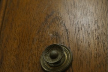 中古　美品　DREXEL HERITAGE(ドレクセルヘリテイジ)　Triune(トライユン)シリーズ　マホガニー材の木肌が美しいワードローブ　(R-054172)