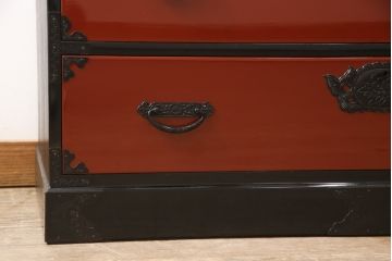 中古　美品　国産手造り　前面漆塗り　ツートーンカラーがお洒落なアクセントになる総桐箪笥(和タンス、桐たんす、収納箪笥、整理箪笥、総桐たんす)(R-054181)