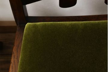 イギリスアンティーク　オーク材　Grange Furnishing Stores　英国よりやってきた!細やかな意匠が随所に施された優雅なチェア4脚セット(ダイニングチェア、椅子)(R-054182)