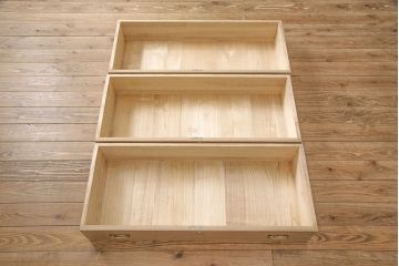 中古　美品　品のある佇まいが美しい国産手造り総桐箪笥(定価約68万円)(並厚、桐たんす、着物箪笥)(R-054186)