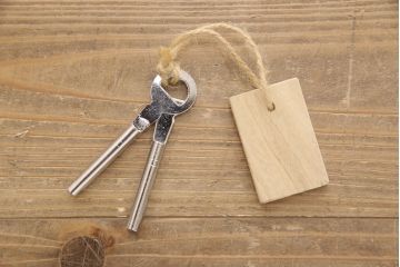 中古　美品　品のある佇まいが美しい国産手造り総桐箪笥(定価約68万円)(並厚、桐たんす、着物箪笥)(R-054186)