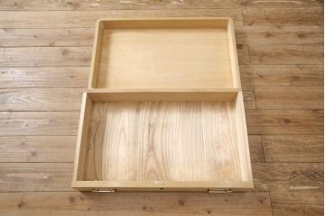 中古　美品　衣装盆たっぷりで使い勝手抜群の国産手造り総桐箪笥(定価約100万円)(並厚、四方丸、桐たんす、着物箪笥)(R-054188)