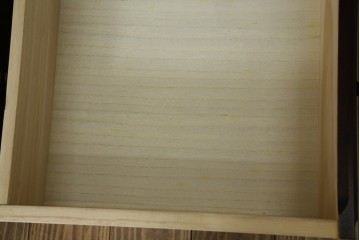 中古　北海道民芸家具　落ち着きのある空間づくりに活躍してくれるチェスト　(R-054204)