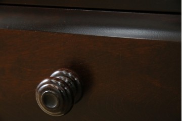 中古　北海道民芸家具　落ち着きのある空間づくりに活躍してくれるチェスト　(R-054204)
