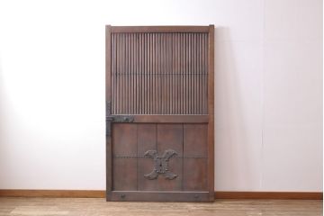 アンティーク建具　総ケヤキ材(欅)　古き時代の味わいが魅力的な格子蔵戸(玄関戸、玄関ドア、引き戸)(R-054213)