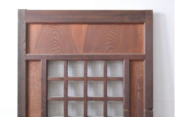 アンティーク建具　枠・栗材　板・ケヤキ材(欅)　2種の木材の風合いがお楽しみいただけるマス目格子蔵戸(きつね格子、狐格子、玄関戸、玄関ドア、引き戸、枡格子、格子戸、マス目、升目)(R-054214)