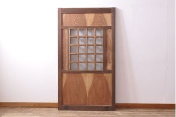 アンティーク建具　枠・栗材　板・ケヤキ材(欅)　2種の木材の風合いがお楽しみいただけるマス目格子蔵戸(きつね格子、狐格子、玄関戸、玄関ドア、引き戸、枡格子、格子戸、マス目、升目)(R-054214)