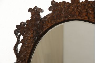中古　美品　軽井沢彫り　お見事!!桜の彫りの意匠が散りばめられた鏡台(ドレッサー、サイドボード)(R-054217)