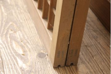 アンティーク建具　高級品　昭和初期　背板も一枚板!　古き良き上質な和を楽しむマス目格子板戸2枚セット(きつね格子、狐格子、格子戸、板戸、引き戸、建具)(R-054242)