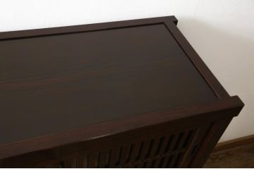 中古　超美品　栗材　上質な和の空間を演出する水屋箪笥(食器棚、茶箪笥、戸棚、収納棚)(R-054246)