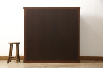 中古　超美品　栗材　上質な和の空間を演出する水屋箪笥(食器棚、茶箪笥、戸棚、収納棚)(R-054246)