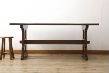 中古　美品　松本民芸家具　気品と落ち着きのある佇まいが魅力のC型食卓(4人掛けダイニングテーブル、6人掛け)(定価約46万円)(R-054268)