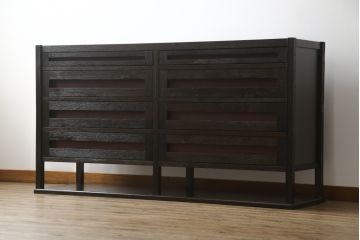 中古　高級品　国産工芸家具　　現代和具　NOBUYA MATSUOKA　松岡漆工　浮造り加工　和モダンな空間づくりにぴったりのサイドボード(サイドチェスト、引き出し、リビングボード)(定価約80万円)(R-054278)