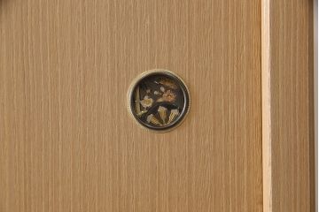 未使用　展示品　中古　伝統工芸士　山本隆作　かくし付き　上品な佇まいが魅力!たっぷり収納できる総桐箪笥(胴厚、総桐たんす、着物箪笥、チェスト、引き出し)(定価約100万円)(R-054279)