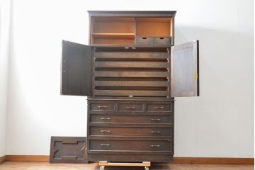 和製ヴィンテージ　永田良介商店　クラシカルでモダンなデザインが珍しい着物箪笥(衣装タンス、洋服タンス、引き出し、チェスト、ビンテージ)(R-054295)