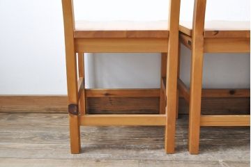 中古　美品　シャルドネ(CHARDONNAY)　ブルーム(Bloom)　パイン材の温かみある風合いが魅力的なダイニングチェア4脚セット(板座チェア、椅子)(R-054298)