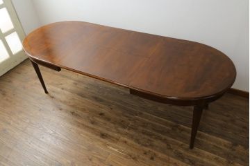 中古　美品　サァラ麻布　すっきりとした佇まいで取り入れやすいダイニングテーブル(エクステンションテーブル、4人掛け、6人掛け)(定価約100万円)(R-054310)
