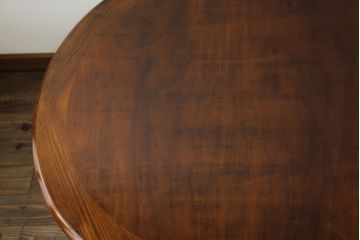 中古　美品　サァラ麻布　すっきりとした佇まいで取り入れやすいダイニングテーブル(エクステンションテーブル、4人掛け、6人掛け)(定価約100万円)(R-054310)