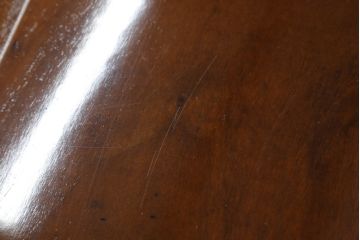 中古　美品　サァラ麻布　すっきりとした佇まいで取り入れやすいダイニングテーブル(エクステンションテーブル、4人掛け、6人掛け)(定価約100万円)(R-054310)