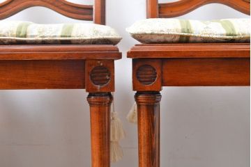 中古　美品　サァラ麻布　笠木の彫りやラタン編みの座面など凝ったデザインが魅力的なダイニングチェア4脚セット(椅子)(4脚定価 約80万円)(R-054311)