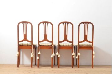 中古　美品　サァラ麻布　笠木の彫りやラタン編みの座面など凝ったデザインが魅力的なダイニングチェア4脚セット(椅子)(4脚定価 約80万円)(R-054311)