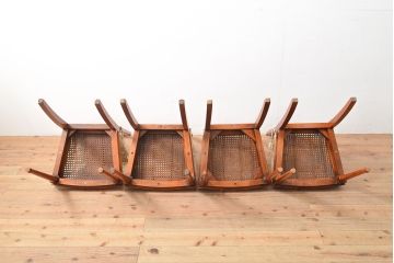 中古　美品　サァラ麻布　笠木の彫りやラタン編みの座面など凝ったデザインが魅力的なダイニングチェア4脚セット(椅子)(4脚定価 約80万円)(R-054311)
