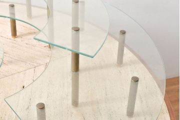 アンティーク家具　アレンジ次第で様々なディスプレイを楽しめる可動式真鍮柱の飾り棚(陳列棚、店舗什器、展示台)(R-054313)