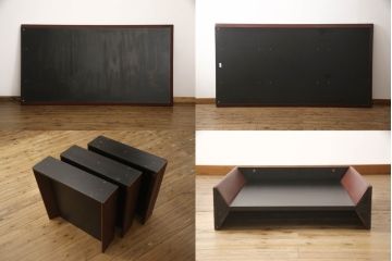 中古　IDC大塚家具取り扱い　イタリア製　i4MARIANI(クアトロマリアーニ)　シンプルながら存在感のある大型サイズの革張り製テーブル(会議用テーブル、6人掛けダイニングテーブル、8人掛け)(定価約240万円)(R-054318)