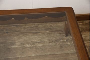 中古　美品　アメリカ高級家具　センチュリー社(CENTURY)　曲線のフォルムがエレガントで美しいセンターテーブル(ローテーブル)(R-054319)