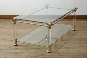 中古　イタリア製　サァラ麻布取扱い　ORSENIGO(オルセニゴ)　天板・棚板ガラス製　洗練されたスタイリッシュなデザインが魅力的なセンターテーブル(ローテーブル、リビングテーブル、ガラステーブル)(定価約36万円)(R-054325)