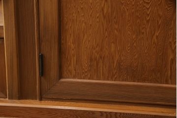中古　屋久杉　優しい杢目で品のある空間を演出する飾り棚(茶棚、違い棚、収納棚)(R-054326)