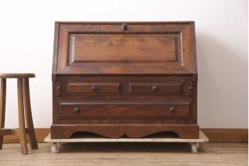 中古　九州民芸家具　深みのある色合いが美しいライティングビューロー(ワークデスク、簿記机、在宅ワーク、在宅用チェスト)(R-054328)