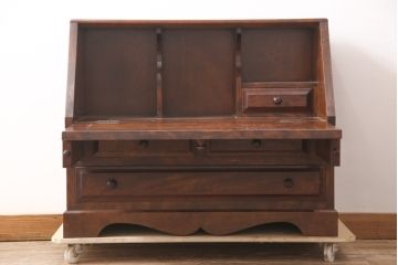 中古　九州民芸家具　深みのある色合いが美しいライティングビューロー(ワークデスク、簿記机、在宅ワーク、在宅用チェスト)(R-054328)