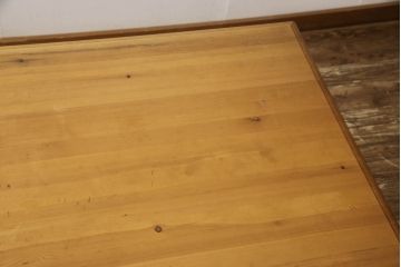 中古　美品　シャルドネ(CHARDONNAY)　パイン材　両面引き出し　木の質感や木目を生かしたデザインが素敵なダイニングテーブル(作業台、食卓、2人掛け、4人掛け)(R-054330)