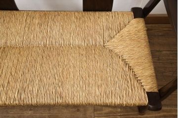 中古　美品　松本民芸家具　#77型　ラッシ座(ガマ座)　和モダンな3人掛け曲肘イス(定価約39万円)(アームベンチ)(R-054331)