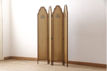 中古　美品　カントリーハウス　秋山木工(職人堅木)　クラシカルな雰囲気漂う4連パーテーション(衝立て、仕切り)(R-054342)