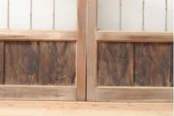 和製アンティーク　お洒落なデザインがアクセントになるガラス戸2枚セット(窓、引き戸、建具)(R-054346)