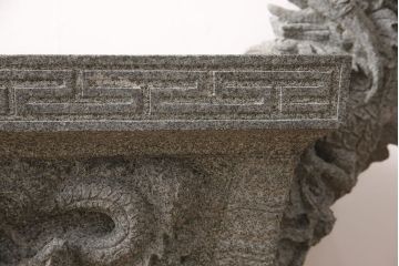 中古　御影石　龍彫刻　水鉢　138kg(つくばい、オブジェ、庭石)(R-054353)