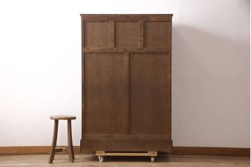 中古　美品　横浜クラシック家具　ノックオンウッド(knockonwood)　コロニアルシリーズ(Hand Made)　オーク材　クラシカルな佇まいのハイチェスト(定価約33万円)(引き出し、洋服タンス)(R-054355)