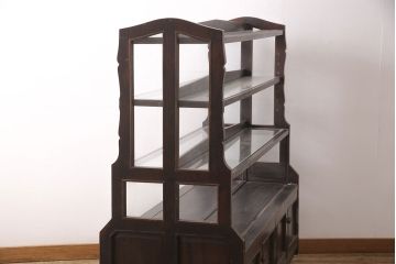 和製ビンテージ　特注品　民芸家具風　カフェなど店舗用におすすめ!シックな両面陳列棚(飾り棚、オープンラック、ヴィンテージ)(R-054368)