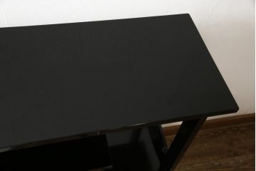 和製ビンテージ　凝ったつくりの取っ手が目を引く蒔絵風飾り棚(茶棚、戸棚、茶箪笥、ヴィンテージ)(R-054370)