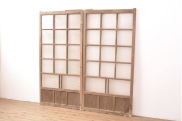 アンティーク建具　異なるガラスの質感が面白いガラス戸2枚(引き戸、建具)(R-054384)