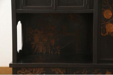 大正時代アンティーク　立派な蒔絵入り　味のある佇まいが魅力的な飾り棚(茶棚、茶箪笥、戸棚)(R-054392)