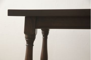 中古　美品　松本民芸家具　特注　ユニークな絵柄のタイルがかわいらしいタイルトップダイニングテーブル(2人掛け、作業台)(R-054401)