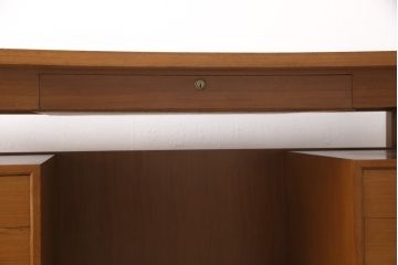 和製ビンテージ　チーク材　直線的なデザインが格好良いニーホールデスク(両袖机、在宅ワーク、在宅用ワークデスク、オフィスデスク、ヴィンテージ)(R-054410)