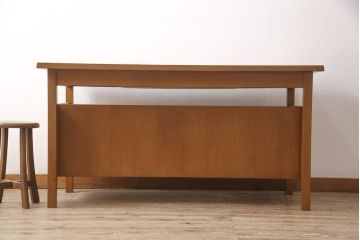 和製ビンテージ　チーク材　直線的なデザインが格好良いニーホールデスク(両袖机、在宅ワーク、在宅用ワークデスク、オフィスデスク、ヴィンテージ)(R-054410)