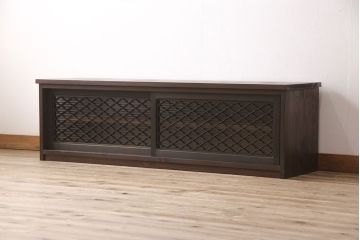 和製アンティーク　古建具リメイク　組子とモールガラス入り　モダンなデザインが魅力的なテレビ台(ローボード、テレビボード、収納棚)(R-054412)